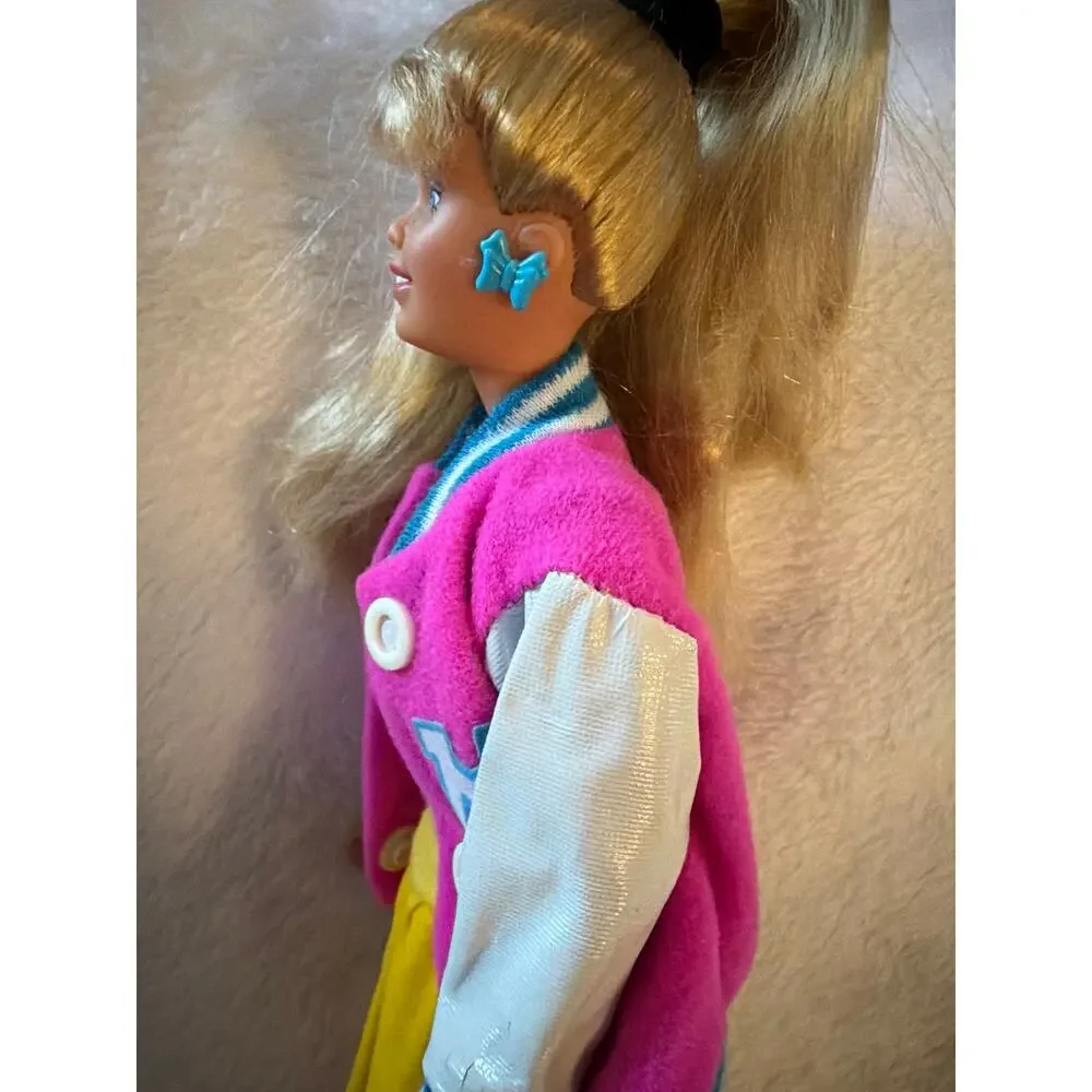 Vintage 1988 Hasbro Maxie Doll Maxie's World Varsity Cheerleader Outfit Blonde